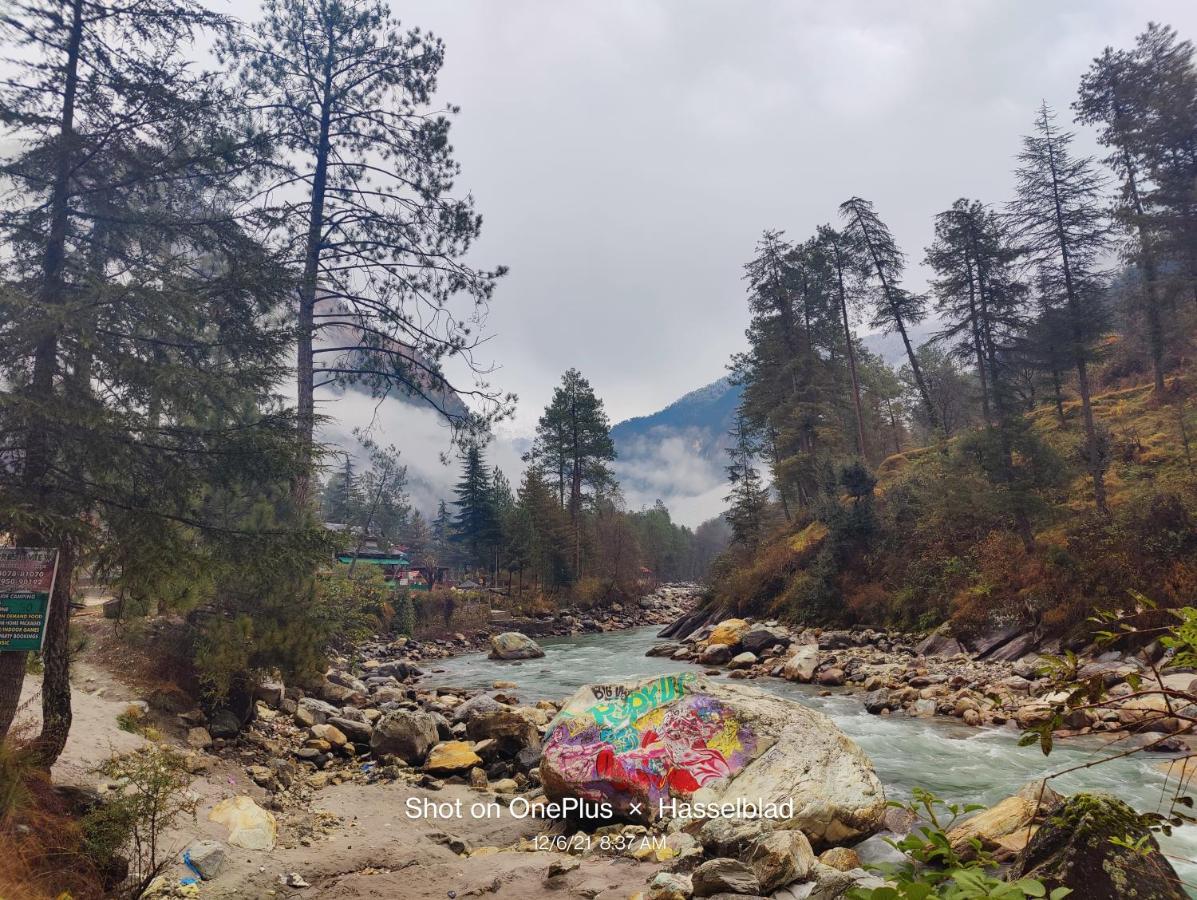 Breathe Inn Kasol Bagian luar foto