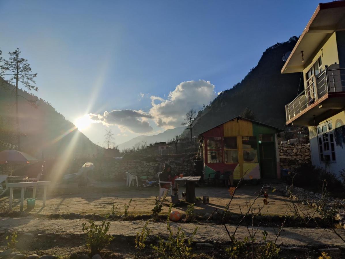 Breathe Inn Kasol Bagian luar foto
